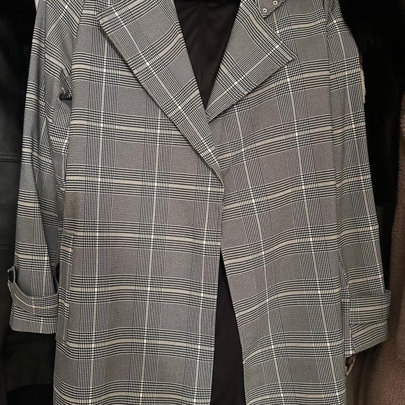 Jacket - Picture 2 of 3